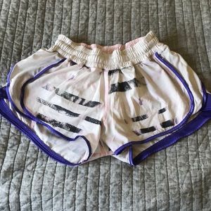 Lululemon hotty shorts